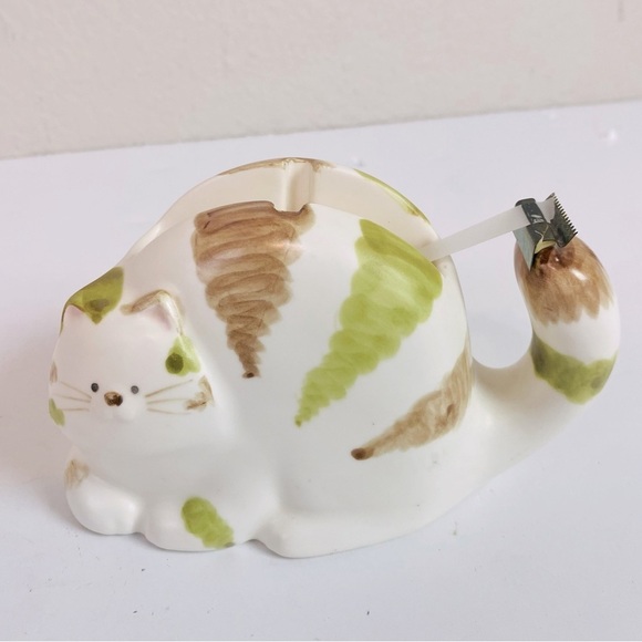 Takahashi Striped Tabby Cat Ceramic Tape Dispenser - Picture 1 of 7
